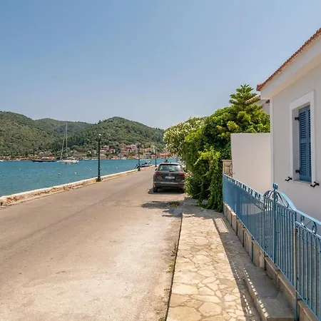 On The Sea Tatil Evi